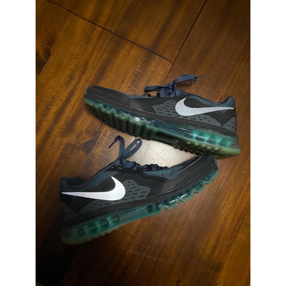 Nike air max shoes